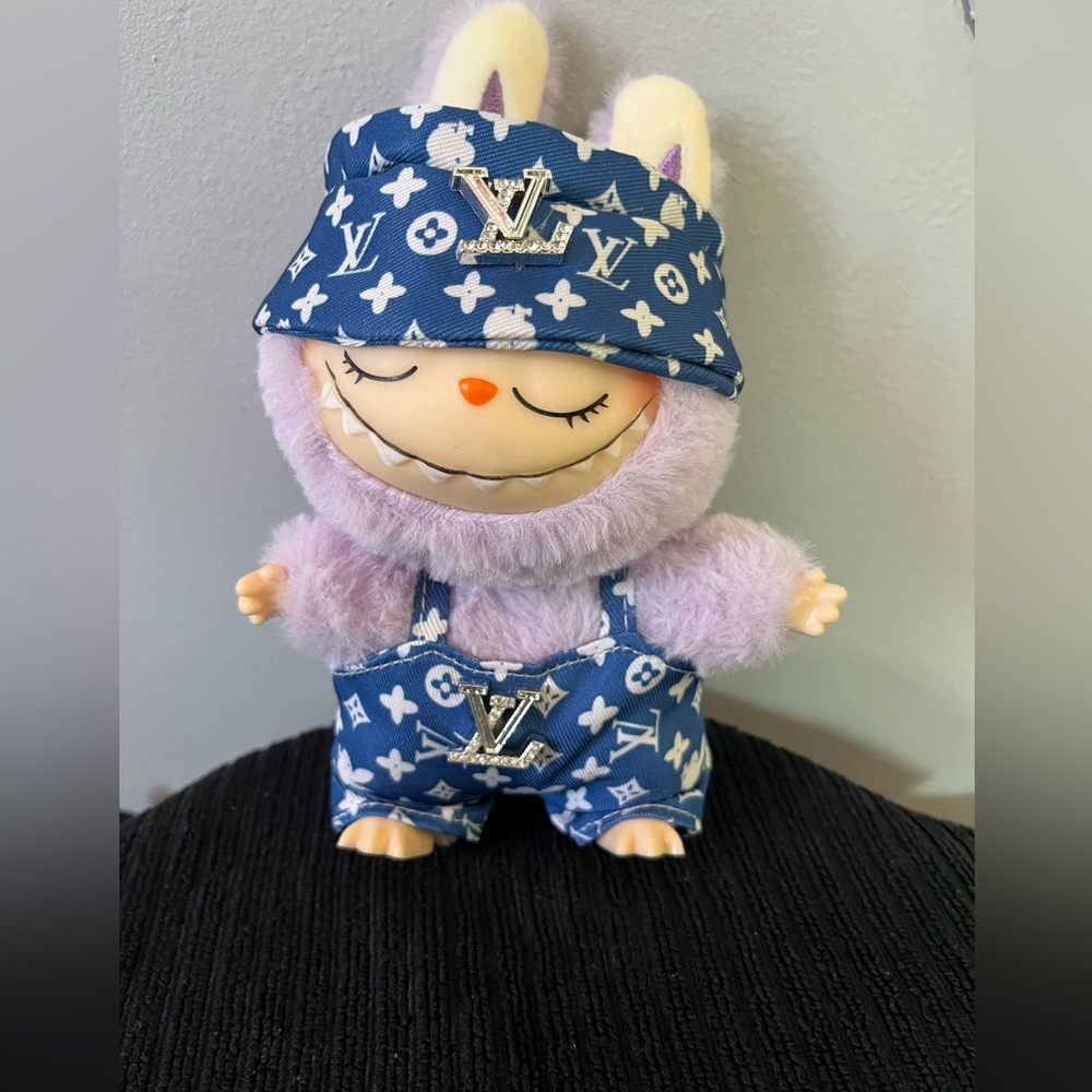 Clothing for Labubu